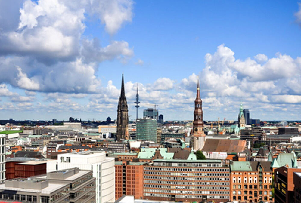 Dachdecker Hamburg: Wir machen Ihr Dach fit für jede Witterung